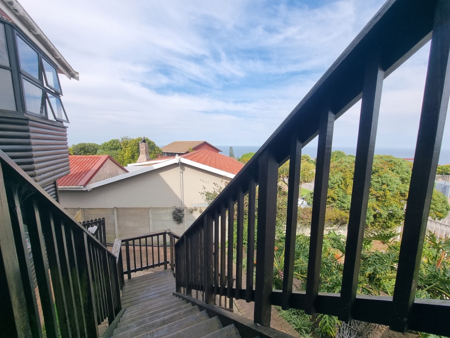 6 Bedroom Property for Sale in Dana Bay Western Cape